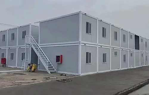 Bergbau- und Baucamps